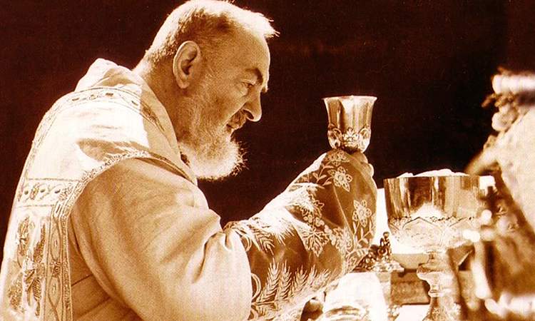Misterio del Padre Pío, o cómo ser santo - Yo Influyo